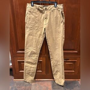 Men’s American Eagle Khaki Pants 32x36